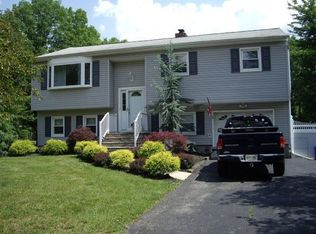 304 Lodge St, Piscataway, NJ 08854