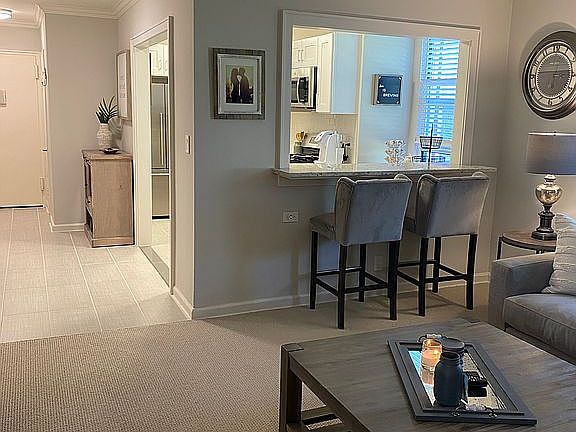 3rd image of 13 Bryant Cres APT 1G
