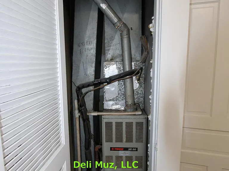 610 Jefferson Ave — Photo 18