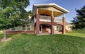 Balcony overlooks Golf