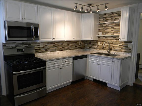 5th image of 55 Copeland Ave