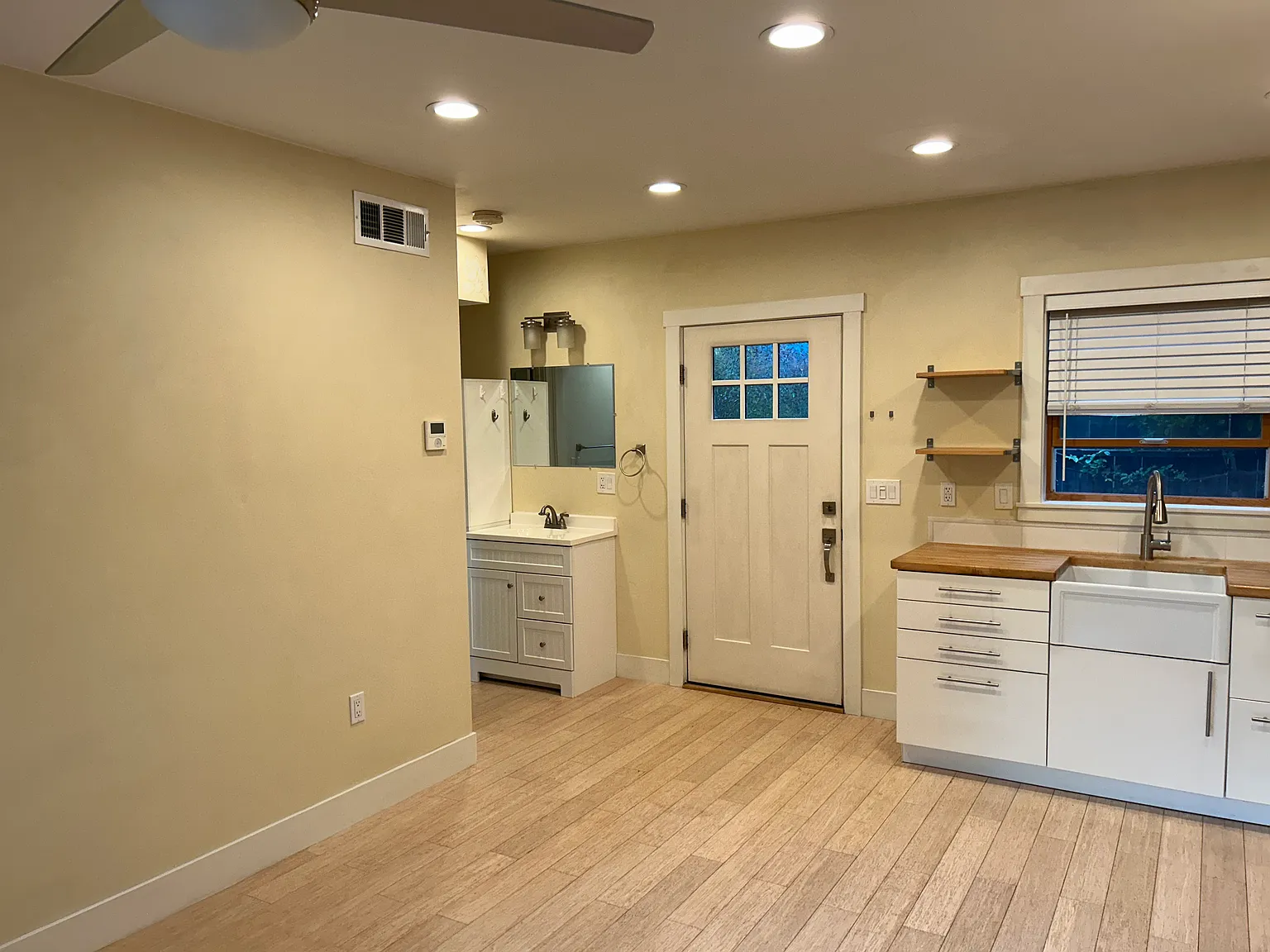 1 bed, 500 sqft, $1,650 — Photo 1