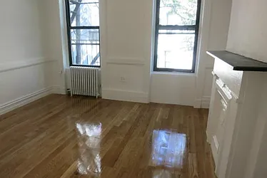 Rented by Manhattan Best Realty, Inc.