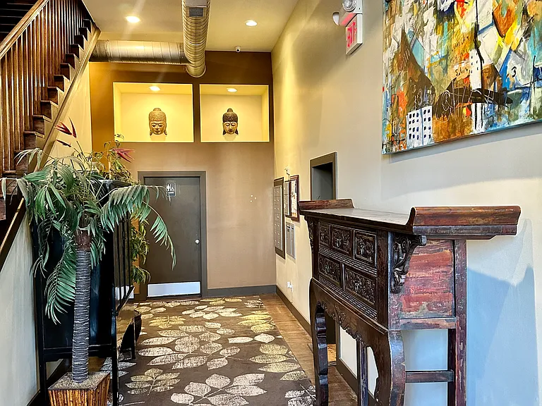 321 S Flores St #M102 — Photo 15
