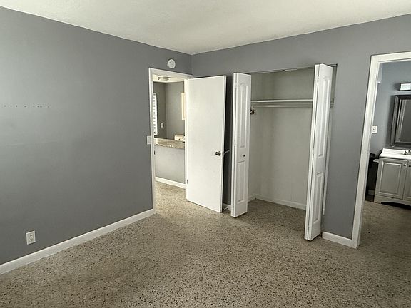 5th image of 1118 N H St #11494083