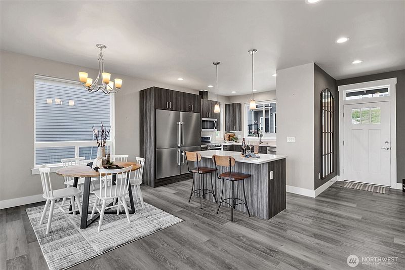 4th image of 2068 Bakerscape Court