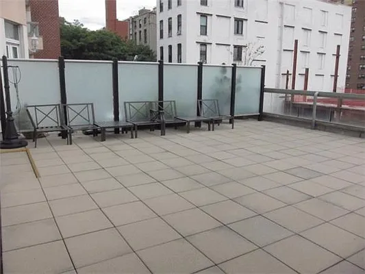 Rented by Kian Realty | media 31