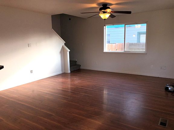 2nd image of 205 E 14th Ave