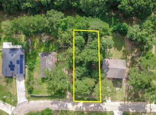 15 Bowie Ln, Willis, TX 77378