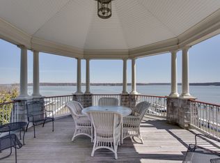 7615 Southdown Rd, Alexandria, VA 22308