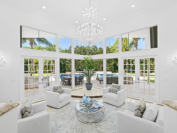 3rd image of 8618 Sawpine Road