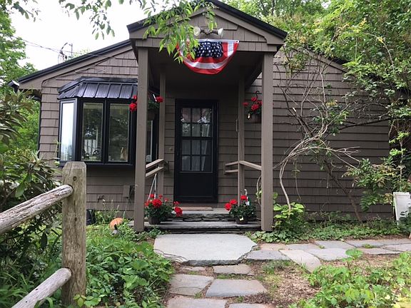 Charming Entrance