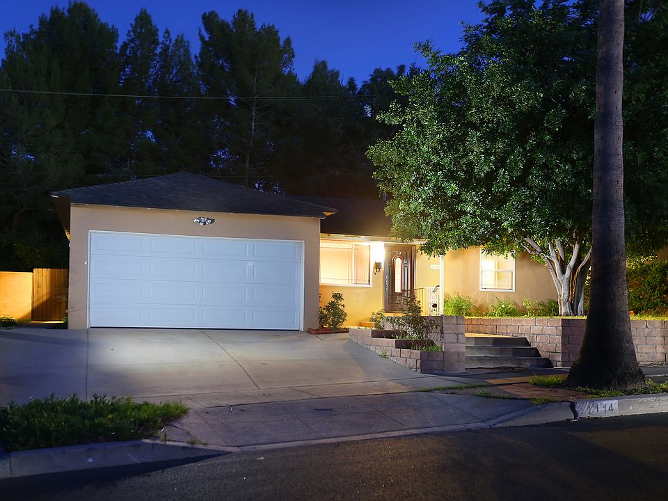 1st image of 11114 Whitegate Ave