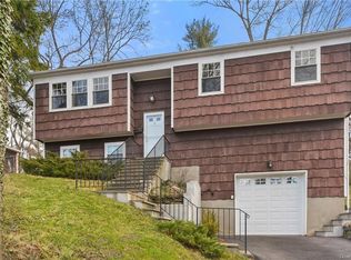 26 Lexington Dr, Croton On Hudson, NY 10520