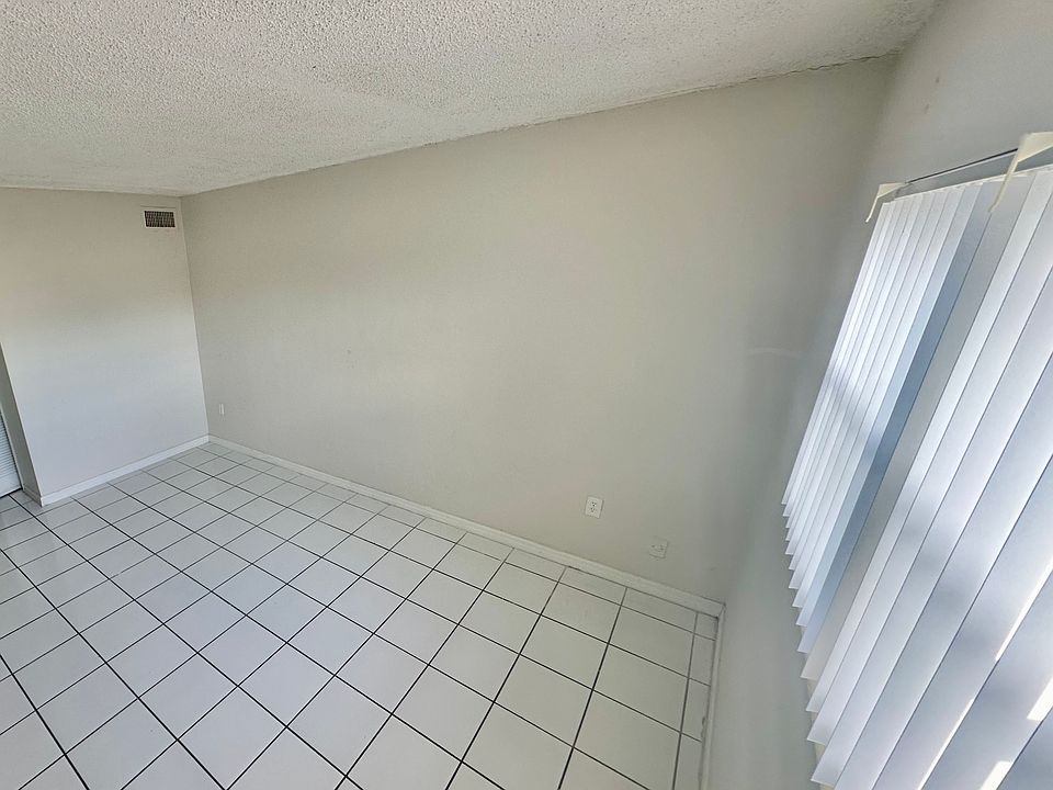 1st image of 17001 NE 9th Ave