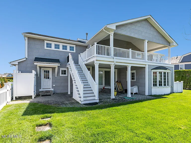 5 Lorraine Ave — Photo 48