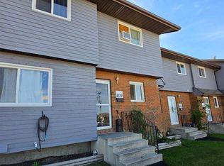 4519 N 48th St, Innisfail, AB T4G1P4