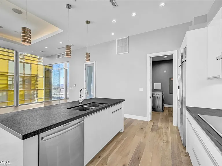 3726 Las Vegas Blvd S #3504 — Photo 15