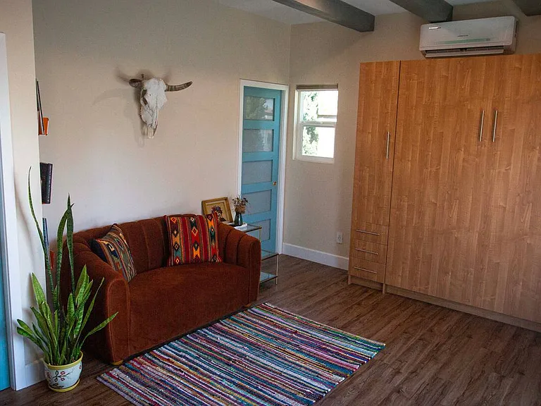321 Cucamonga Ave — Photo 11