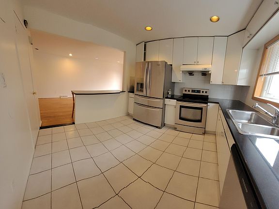 4th image of 21405 16th Ave #1