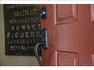 3rd image of 4343 Agnes Ave