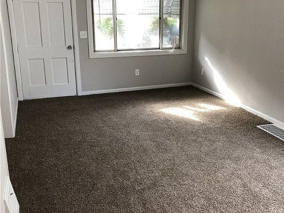 2nd image of 1593 Coutant Ave