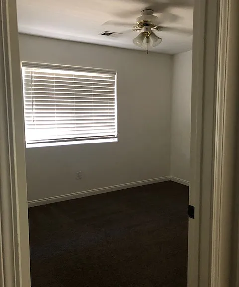 2910 Colville Ave — Photo 10