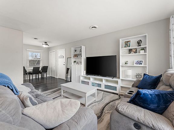 4th image of 2908 W 38th Ave