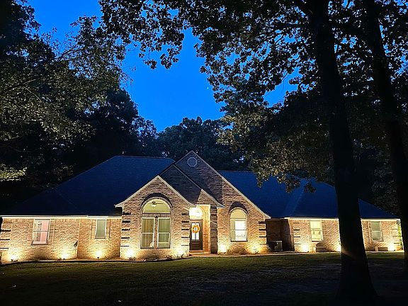 2nd image of 8802 Tigres Ave