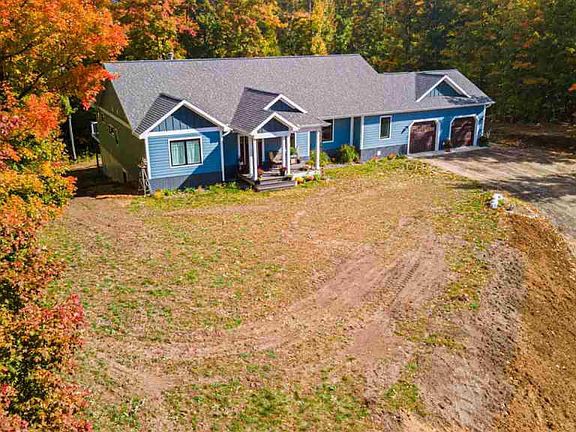 3rd image of 8303 Blackman Rd