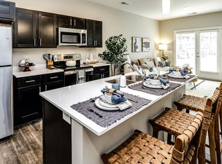 Westline at Flanagan Lake, Omaha, NE 68135