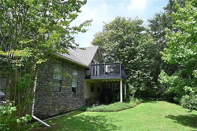 23058 Highway 1088 — Photo 12