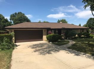 116 Euclid Ave, Bloomingdale, IL 60108