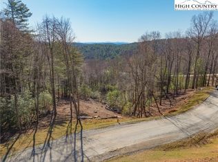 54 Wildcat Wilderness Pkwy, Deep Gap, NC 28618