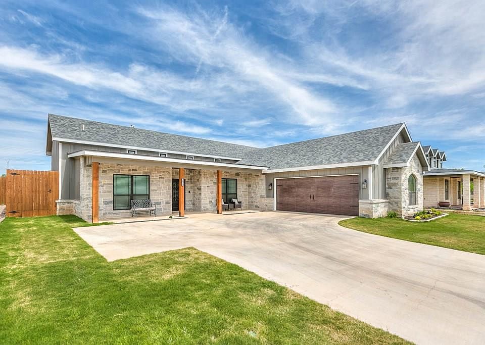 1st image of 2034 Silver Creek Ct