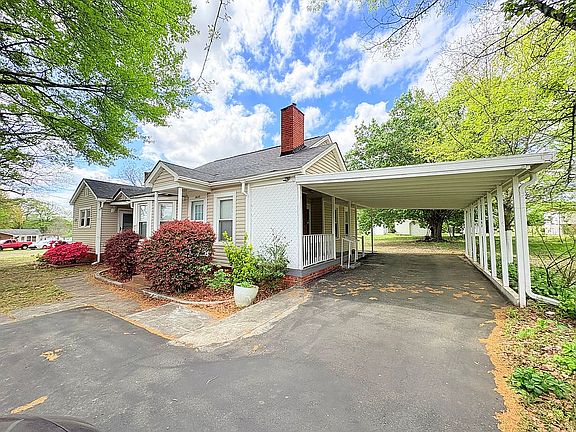 Carport, front entrance view