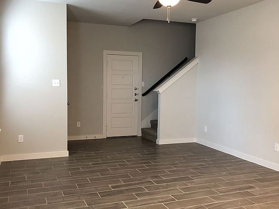 4th image of 1017 W Sierra Vista Ct