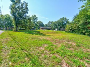 818 Cabaniss Dr, Shelby, NC 28150