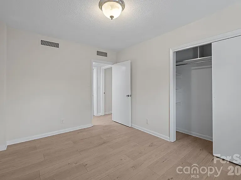 2503 Roswell Ave #207 — Photo 13