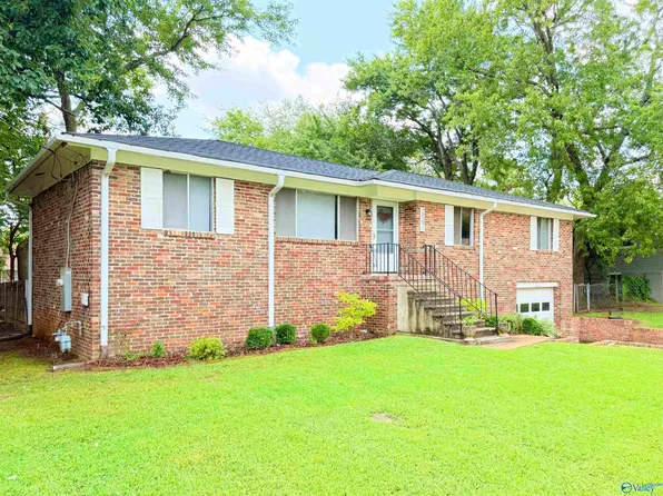 2501 Greenhill Dr NW, Huntsville, AL 35810