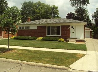 9230 Melrose St, Livonia, MI 48150