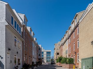 6619 Ridge Avenue, Philadelphia, PA 19128
