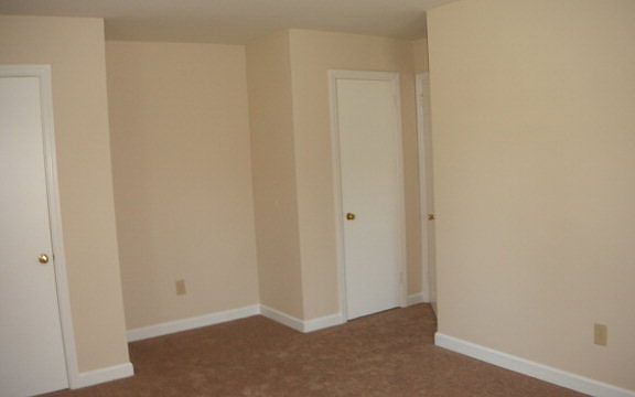 4th image of 709 E 13th St
