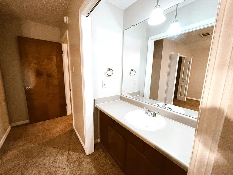 8012 Bayou Fountain Ave — Photo 7