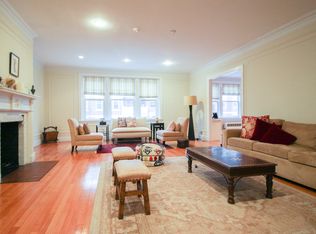 94 Pleasant St, Brookline, MA 02446