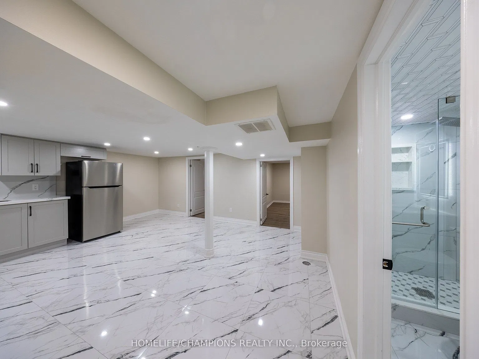 4 bed, $2,150 — Photo 3