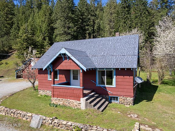 2nd image of 204 Nuchols Gulch Rd
