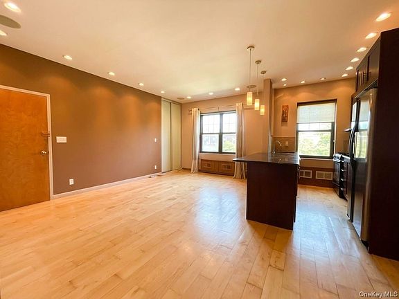 4th image of 69-84 136th Street #B