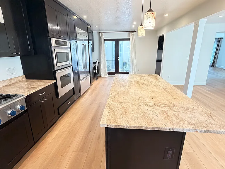 5701 Malaga Pl — Photo 9