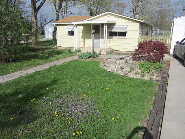 2 bed, 832 sqft, $1,065 — Photo 2